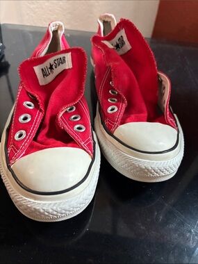 Shoe strings included Converse Low-Top Canvas Sneakers in Red